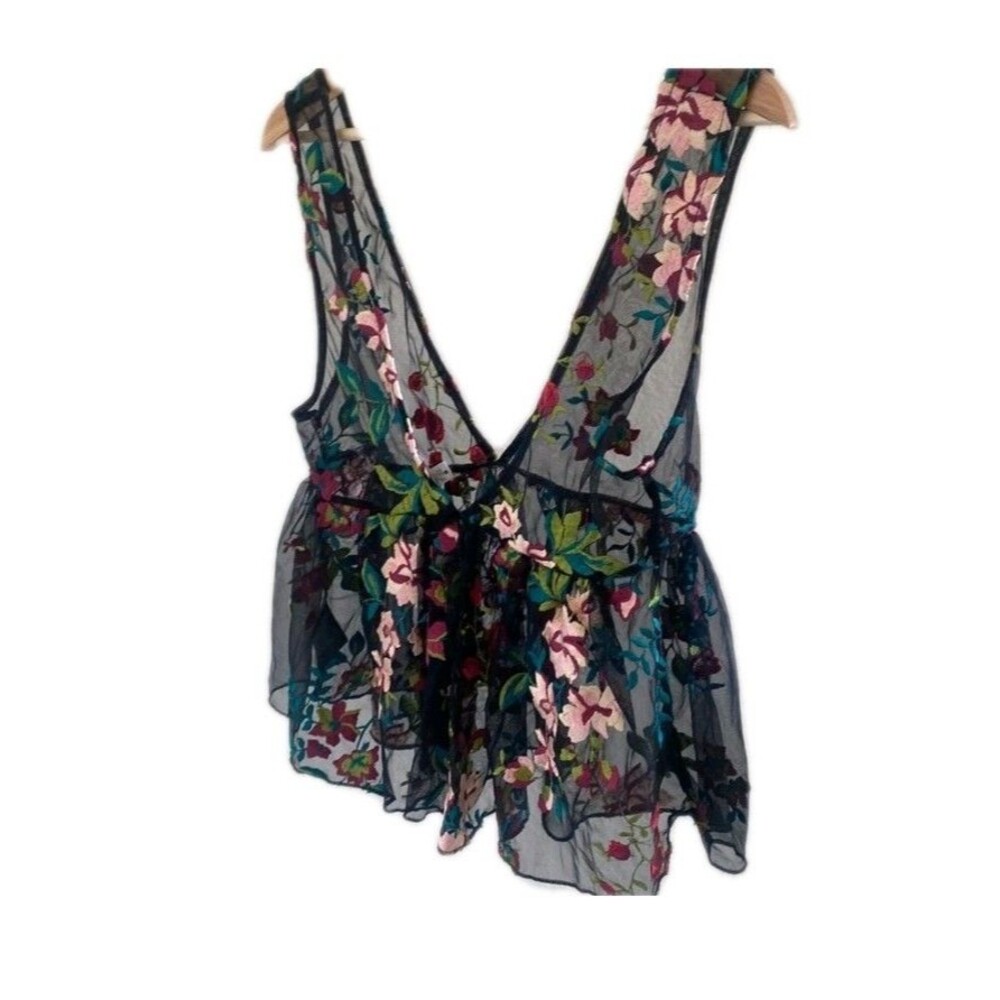 Ecote Black Floral Baby Doll Embroidered Top XS Boho Indie Layering Piece - Picture 2 of 11